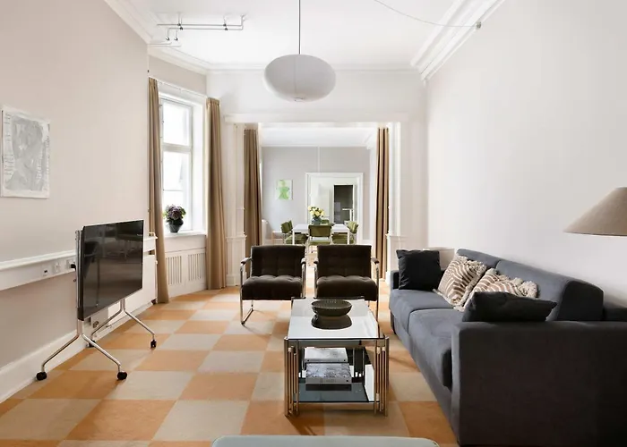 Royal Neighbors - 4 Bedrooms - 2 Bathrooms By Daniel&jacob's * كوبنهاجن