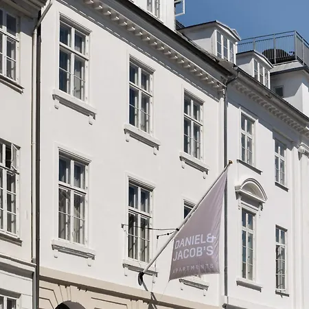 Royal Neighbors - 4 Bedrooms - 2 Bathrooms By Daniel&jacob's Appartement *