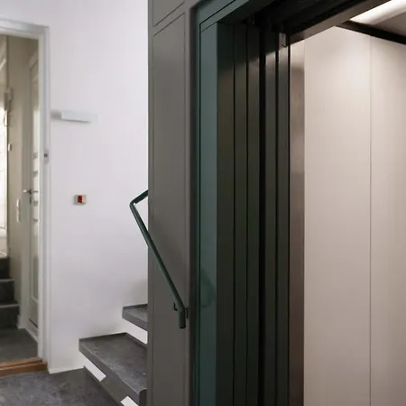 Appartement Royal Neighbors - 4 Bedrooms - 2 Bathrooms By Daniel&jacob's *