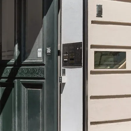 Royal Neighbors - 4 Bedrooms - 2 Bathrooms By Daniel&jacob's Appartement *