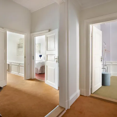 Royal Neighbors - 4 Bedrooms - 2 Bathrooms By Daniel&Jacob'S Apartment