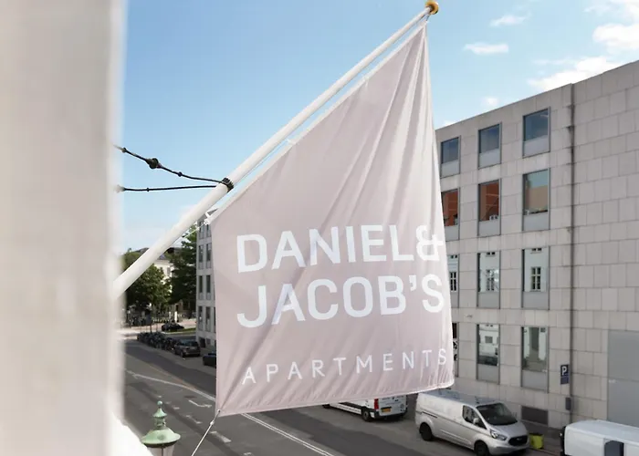 Royal Neighbors - 4 Bedrooms - 2 Bathrooms By Daniel&jacob's *