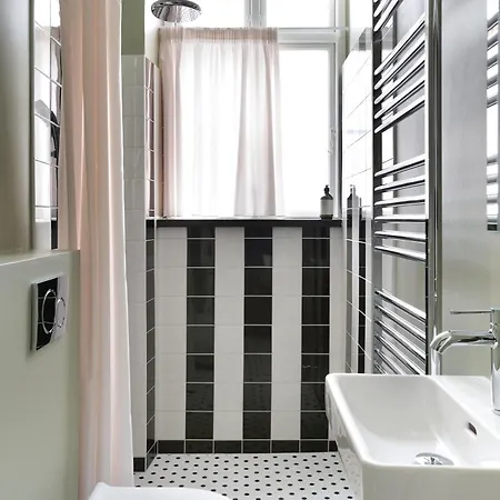 Apartmán Royal Neighbors - 4 Bedrooms - 2 Bathrooms Kodaň